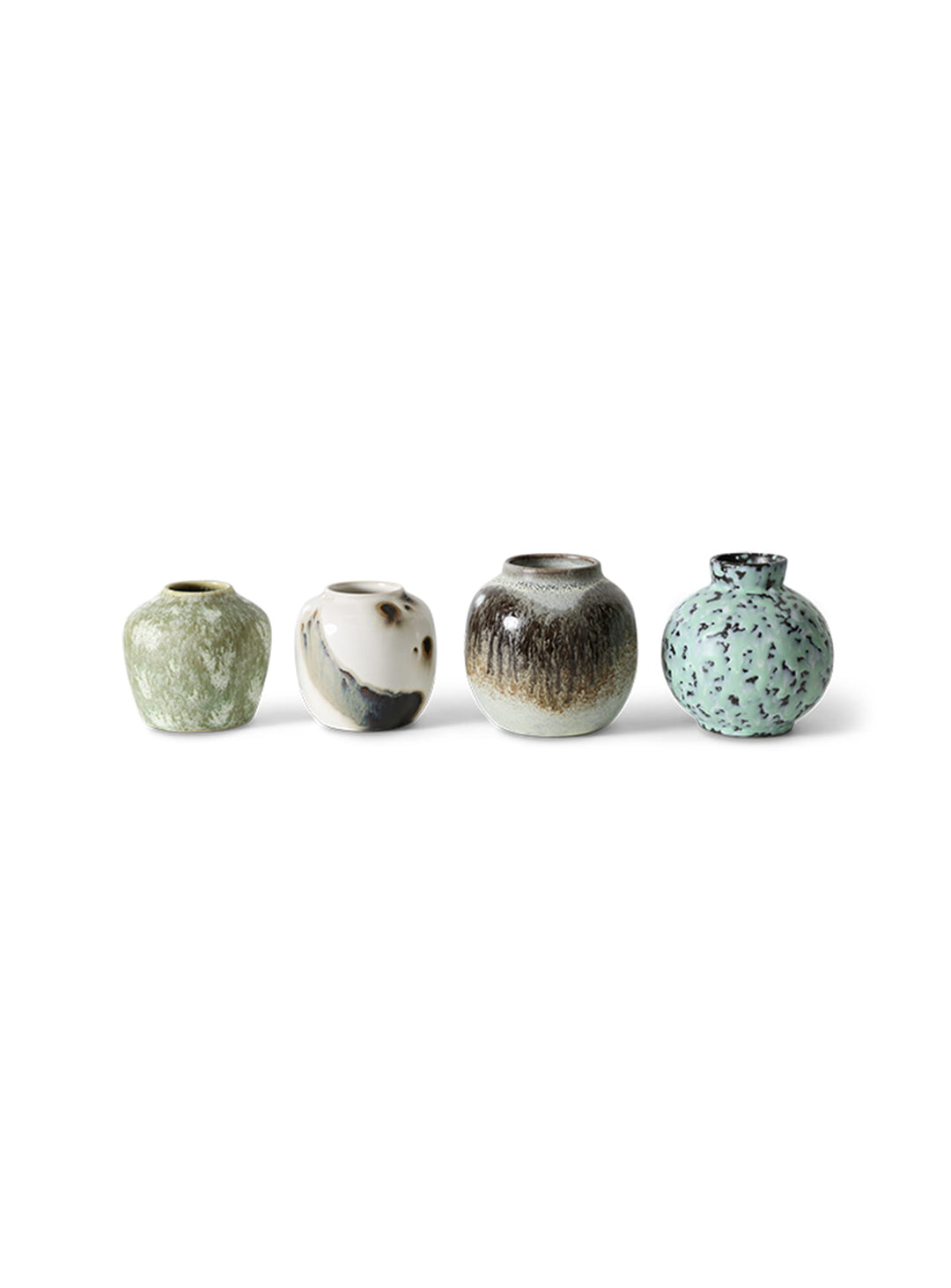 Vases Canyon 70s Ceramics HKliving, un set de 4 petits vases en grès aux émaux finis à la main.