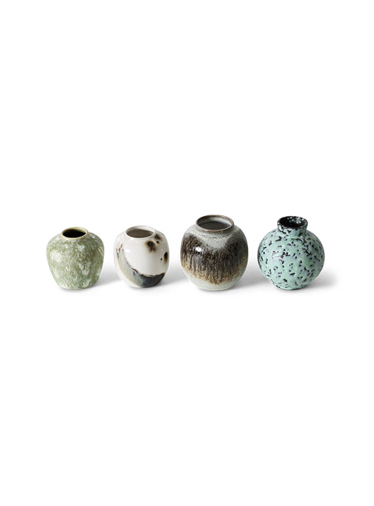 Set de vases Canyon 70s Ceramics HKliving, quatre silhouettes compactes pour une décoration rétro et chaleureuse.