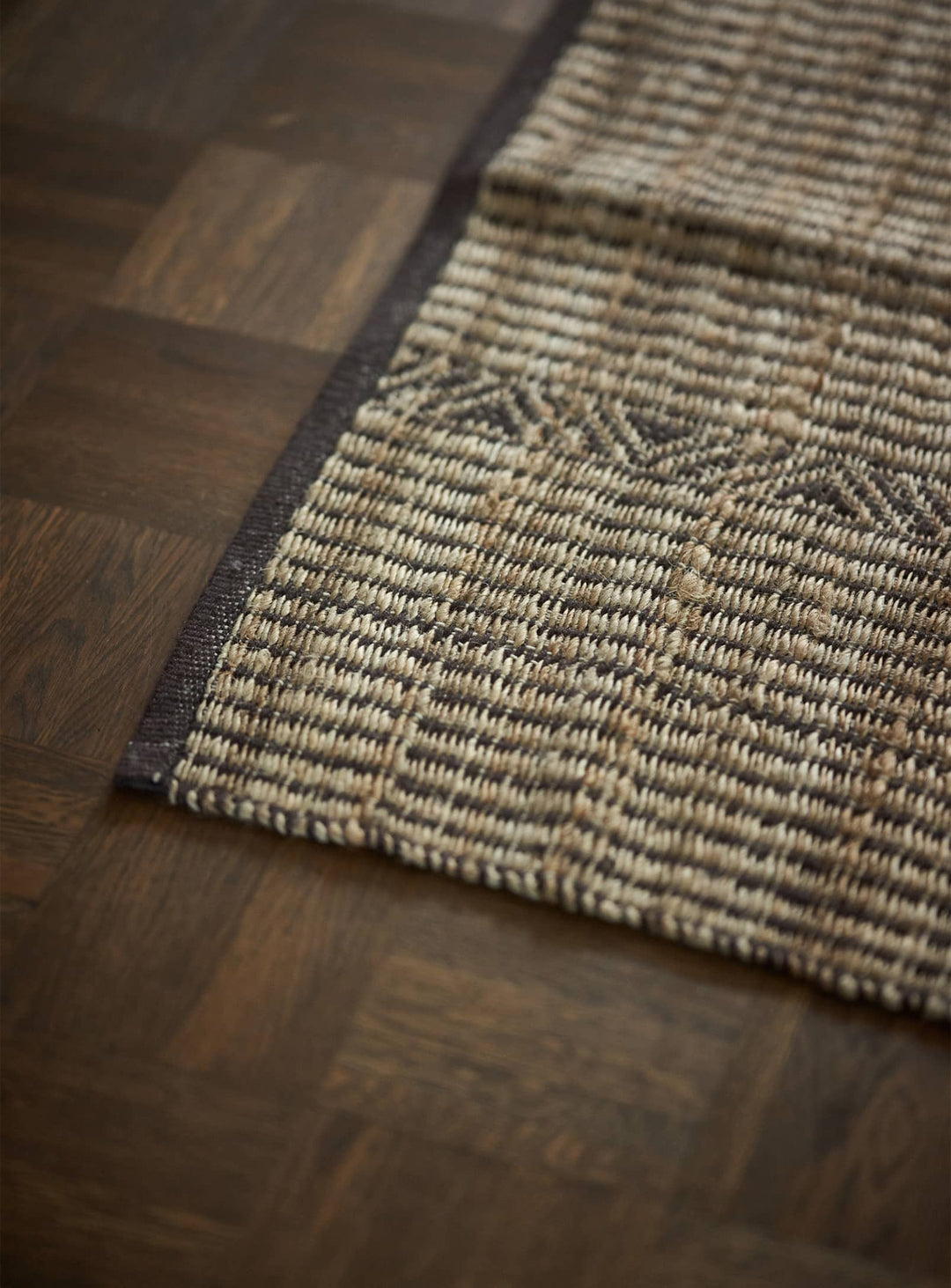 Tapis Desert HKliving : motifs graphiques et teintes terreuses pour une déco élégante. petit