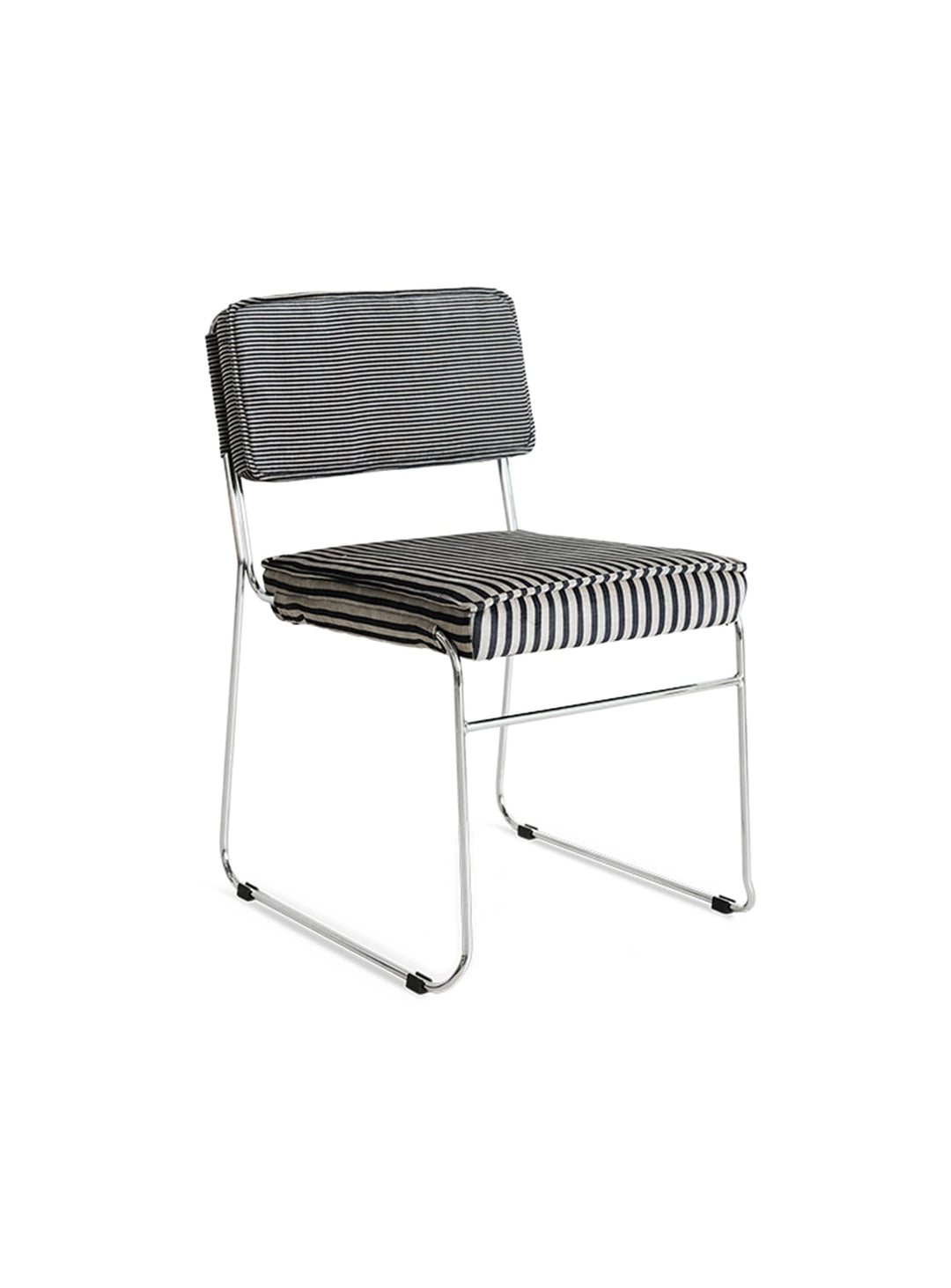 Chaise Endless HKliving : assise design avec structure chromée. monochrome