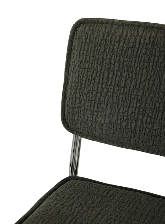 Chaise Endless HKliving : chaise stylée pour intérieur design. wild olive