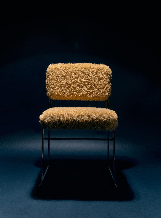 Chaise Endless HKliving : chaise tendance aux couleurs variées. golden