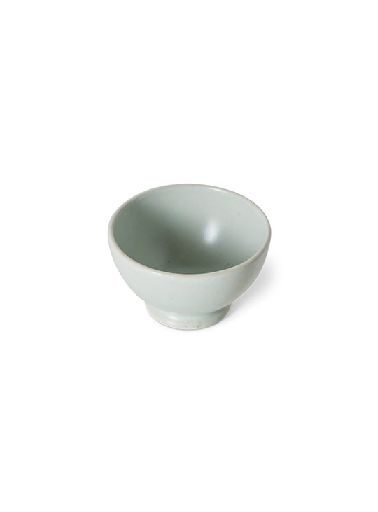 Bols Farmhouse Ceramics HKliving, proposés en deux tailles pour s’adapter aux petits encas comme aux portions généreuses. bleu pale