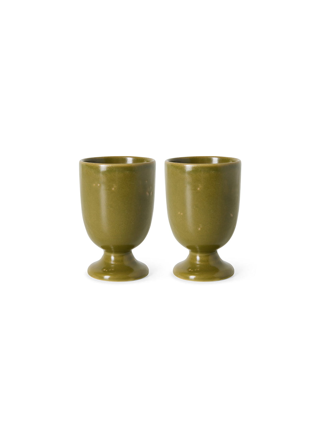 Tasses Farmhouse Ceramics HKliving, une vaisselle simple et chaleureuse pour accompagner les pauses du quotidien. mousse