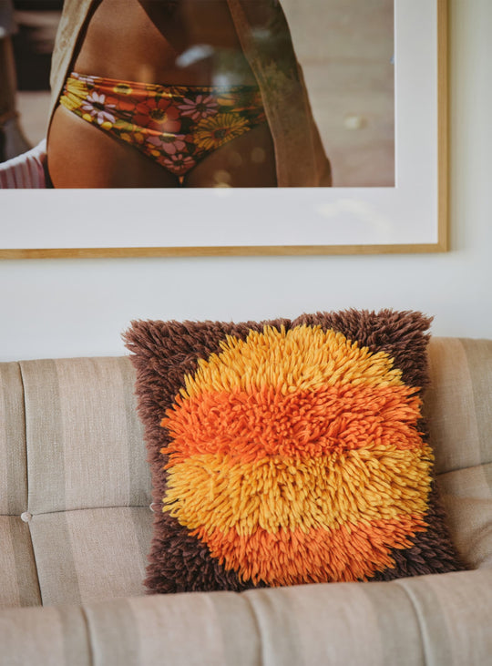 Coussin Fluffy HKliving : apportez chaleur et relief à votre décoration. horizon