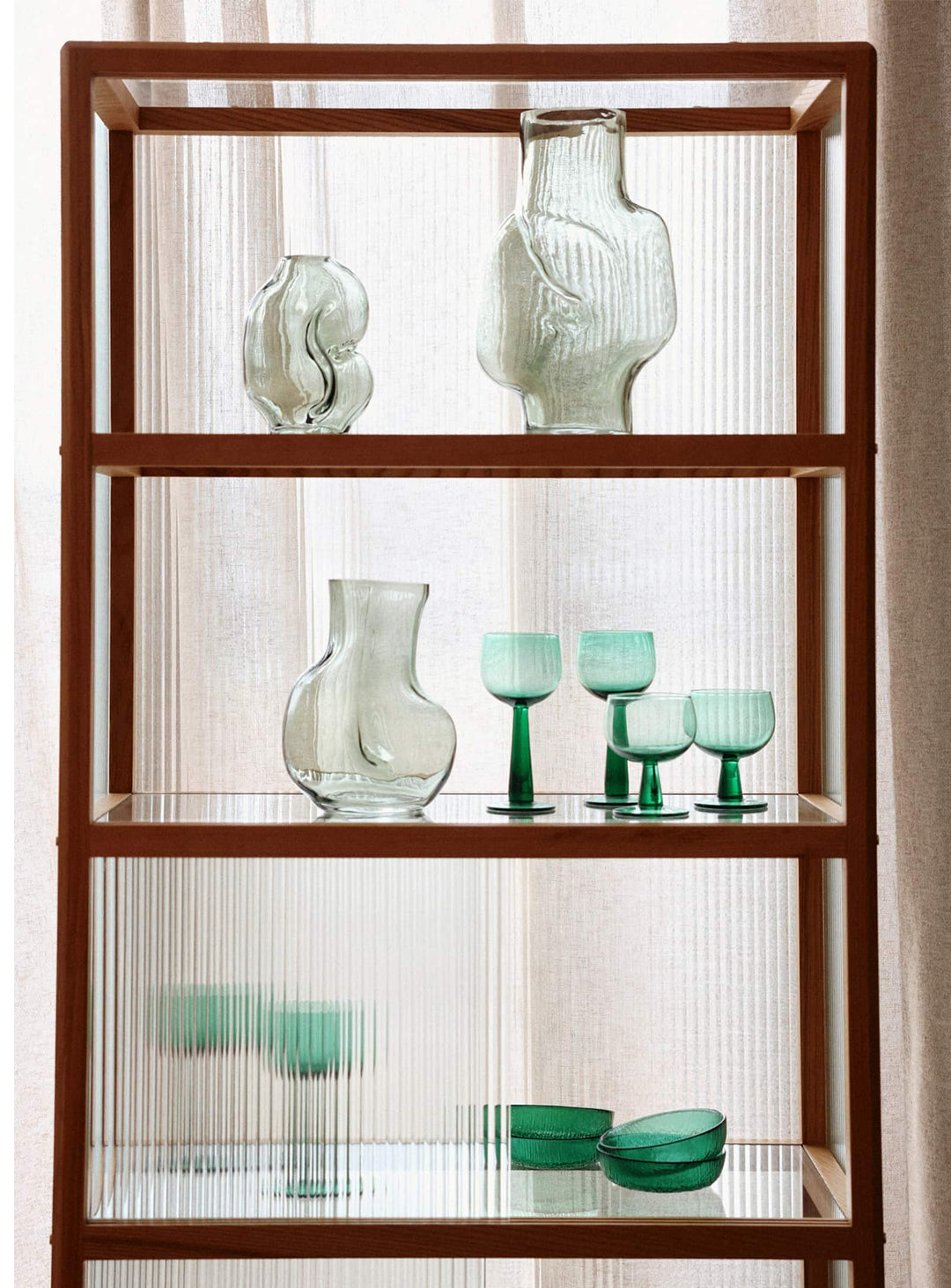 Vase Gleam HKliving : des courbes généreuses pour une décoration contemporaine élégante. vert