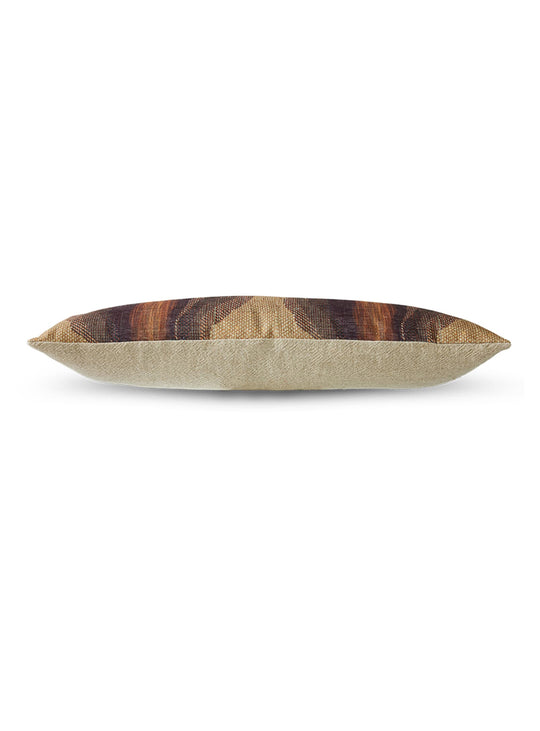 Coussin Gradient HKliving aux tons terreux, une pièce douce et graphique au charme rustique contemporain.