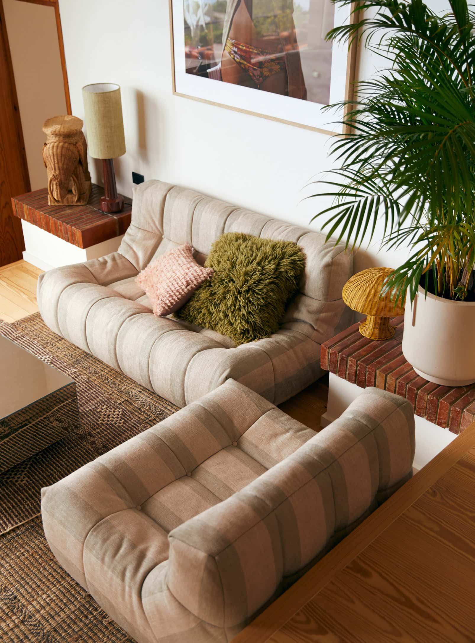 ハム　LAZY　ソフト Lazy: Comfortable fabric armchair - HKliving – Nüspace