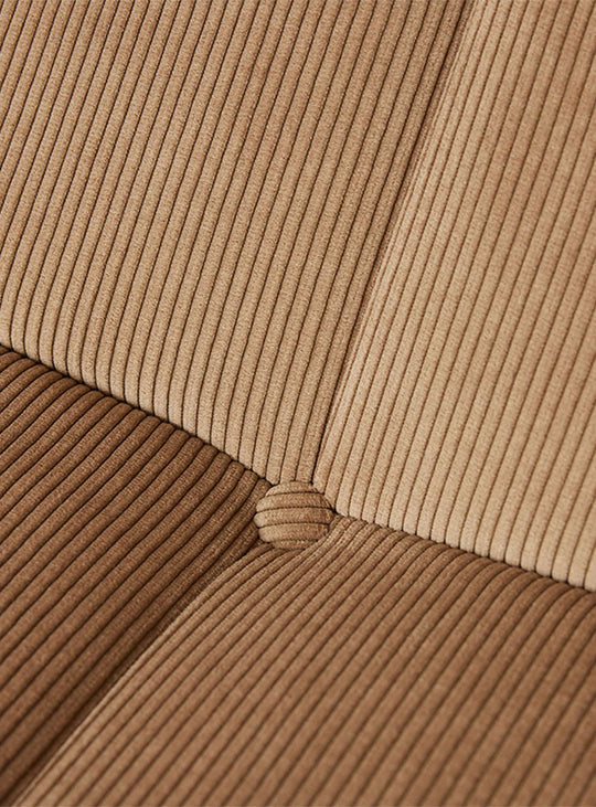 Sofa 2 places Lazy Lounge HKliving, une assise généreuse au style bohème, minimaliste ou rétro selon le tissu choisi. brun