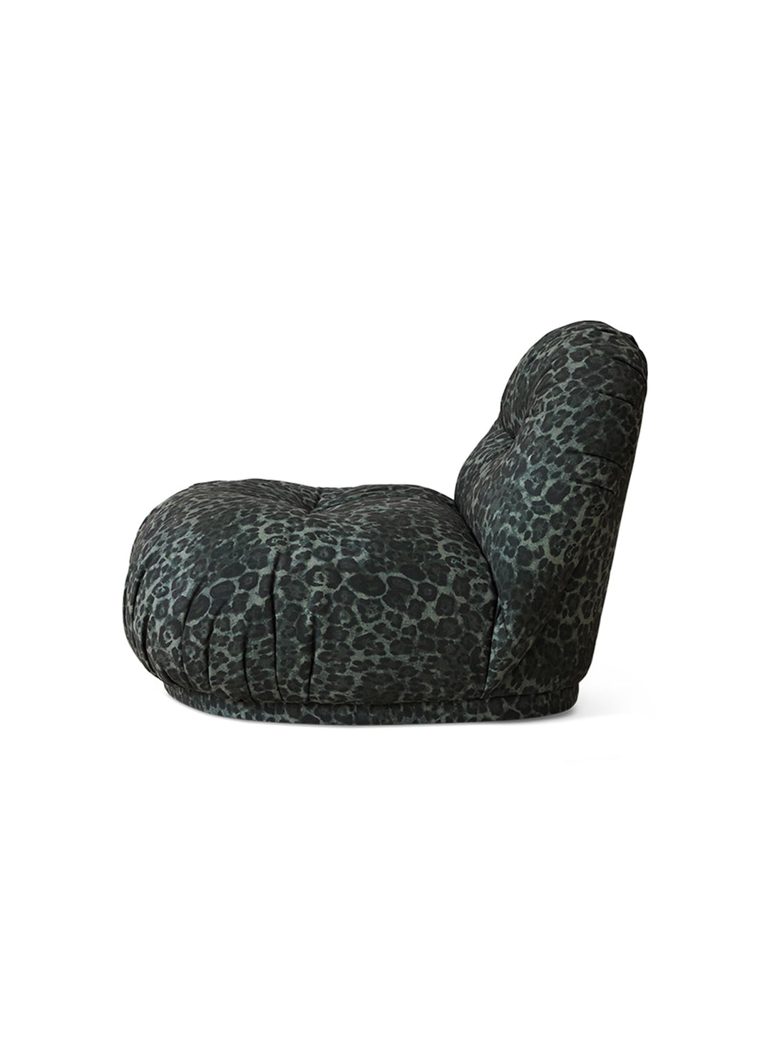 Fauteuil Meloa HKliving : des lignes arrondies qui invitent à la relaxation. panther