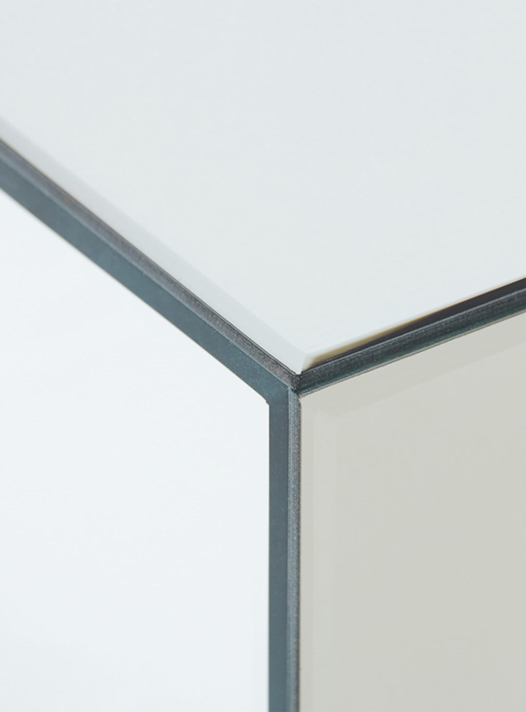 Table à café Miroir HKliving, verre teinté et lignes franches pour déco moderne. transparent