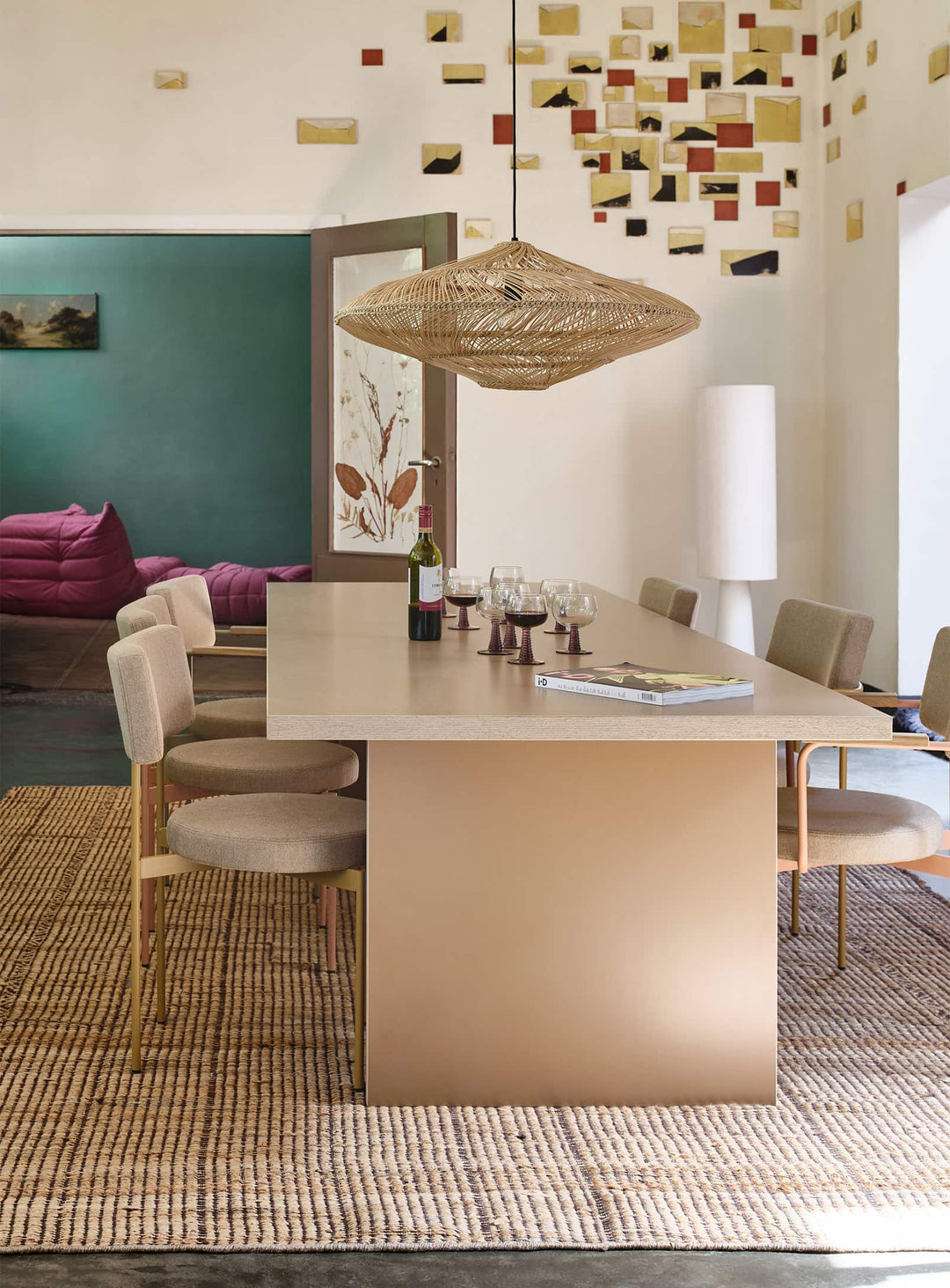 Table Monolyt HKliving, grande surface idéale pour repas en famille ou entre amis. crème