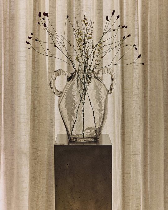 Découvrez le vase Amfora HKliving, une création artistique signée Nienke Sikkema. crystal