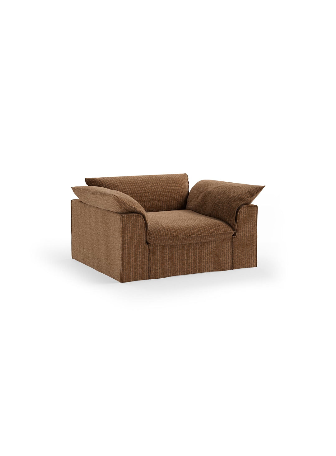 Fauteuil HKliving Nomad : un siège généreux au confort profond, idéal pour lire, relaxer ou recevoir à deux. or vieilli