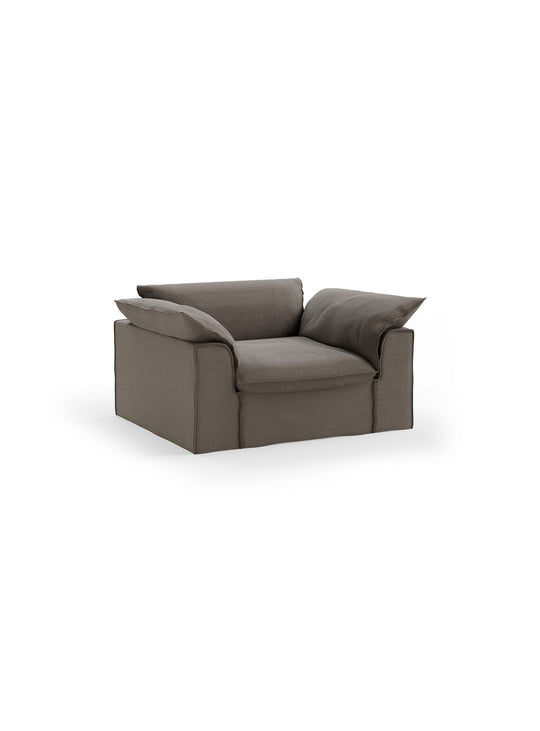 Fauteuil HKliving Nomad : une pièce confortable et généreuse, parfaite pour les salons contemporains. terre