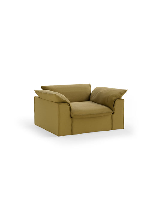 Fauteuil HKliving Nomad : un fauteuil généreux au confort enveloppant pour les intérieurs modernes et bohèmes. ocre