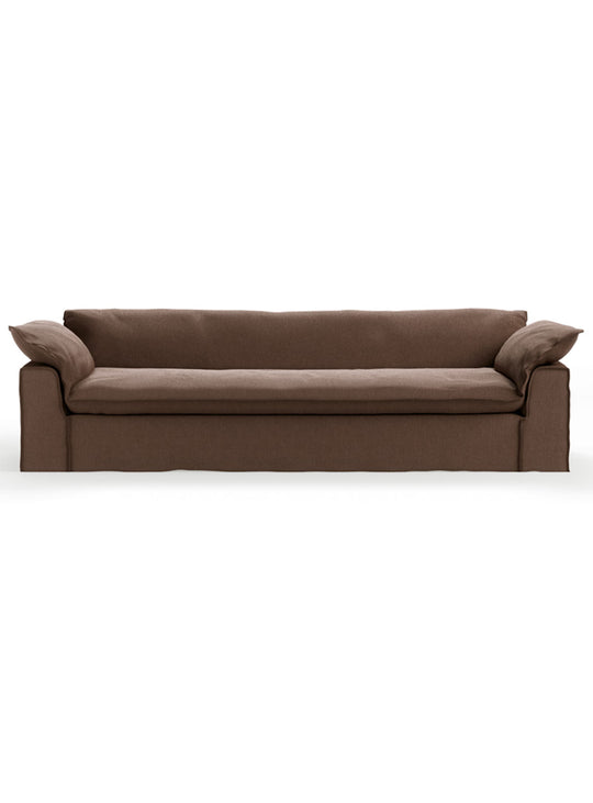 Sofa HKliving Nomad : un canapé 4 places généreux, idéal pour les grands salons et espaces ouverts. quicksand