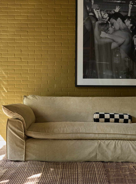 Sofa HKliving Nomad : un canapé élégant conçu pour accompagner votre quotidien. hay