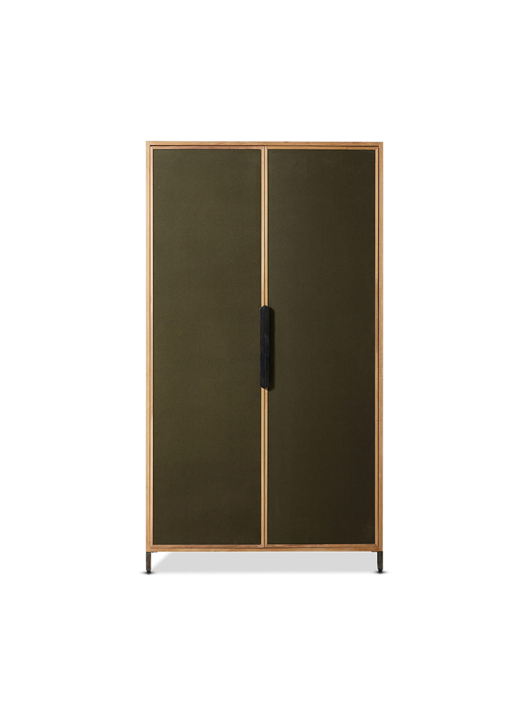 Armoire Pioneer HKliving, bois massif et détails métal pour un style industriel chic. toile