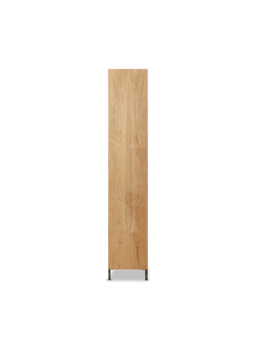 Armoire Pioneer HKliving, design brut avec poignées métal patiné et esprit vintage. rotin