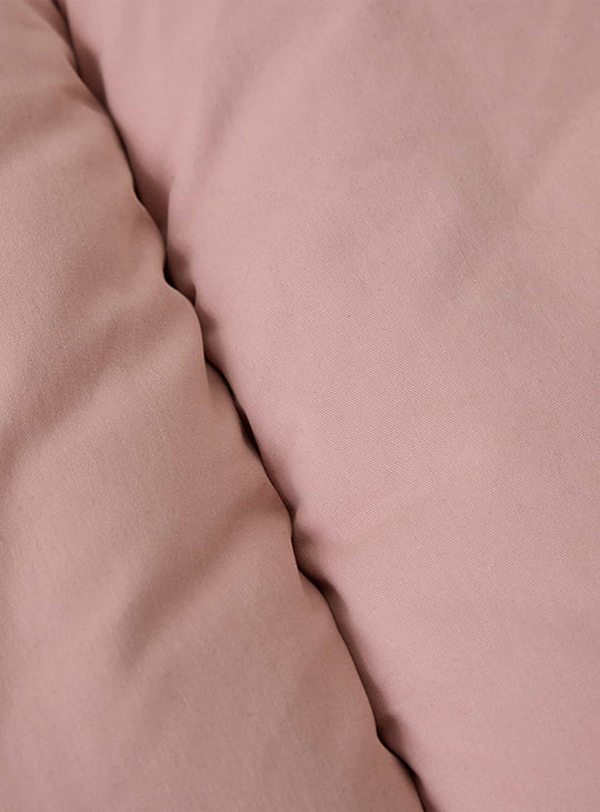 Banc Puffy HKliving : style expressif et assise généreuse ultra confortable.  blush