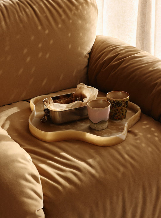 Tasse à café Serendipity 70s Ceramics HKliving pour composer une table harmonieuse et raffinée. fjord