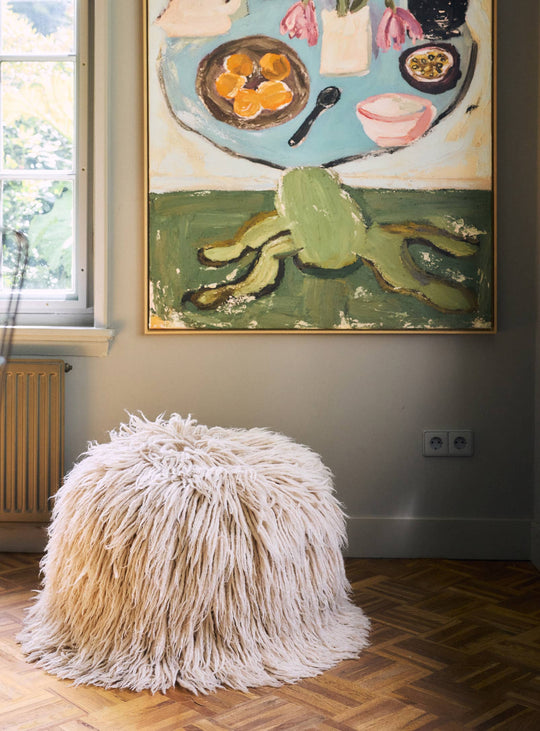 Pouf Shabby HKliving en laine et coton, une assise texturée beige au toucher doux et au style plein de caractère. beige