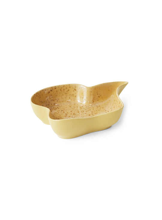 Saladier de service Shell Ceramics HKliving : élégance organique et design inspiré des coquillages. vanille