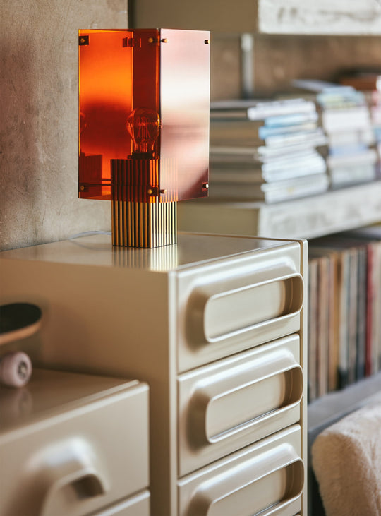 Meuble à tiroirs Space HKliving, une solution pratique pour organiser un coin inutilisé ou un espace entre deux meubles. creme
