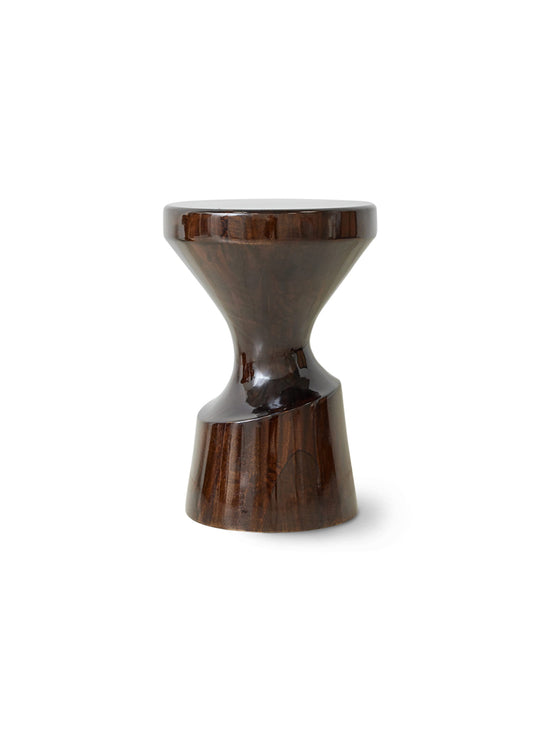 Tabouret Burgundy de HKliving, un mobilier polyvalent entre assise, repose-pieds et table d'appoint.