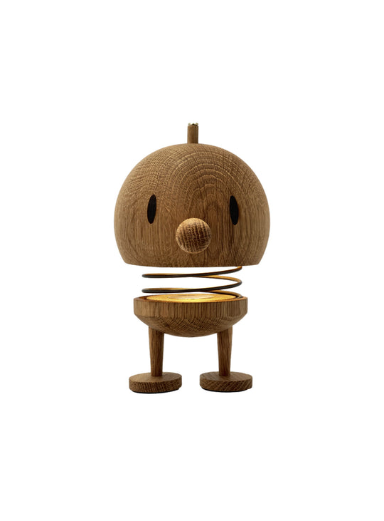 Lampe Bumble Hoptimist rechargeable par USB-C, avec jusqu’à 9 heures d’autonomie selon l’intensité choisie. chêne L