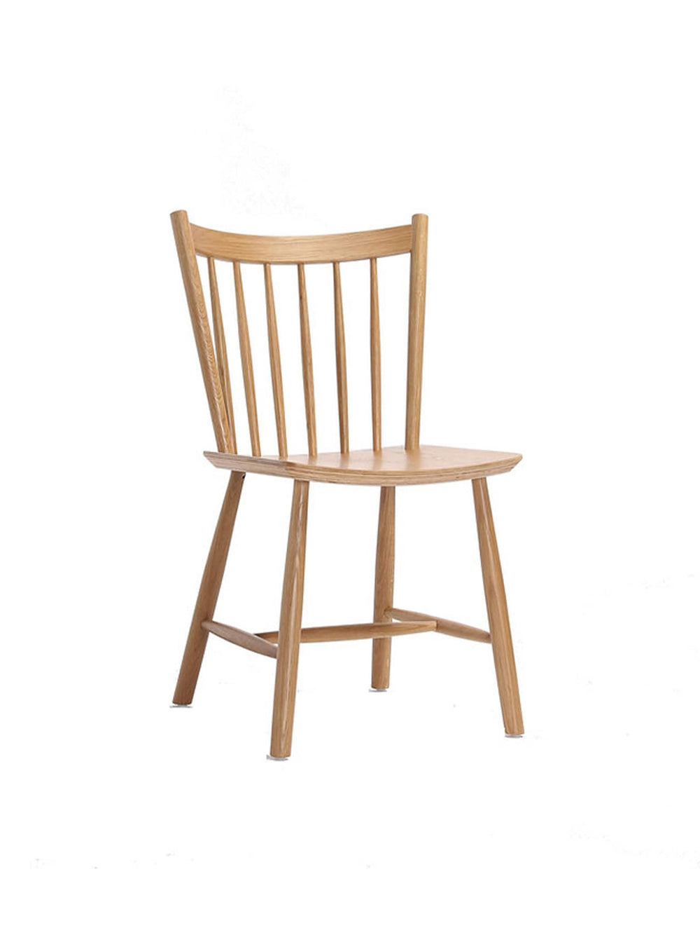 Chaise J41 en bois, élégance classique et esprit nostalgique. naturel