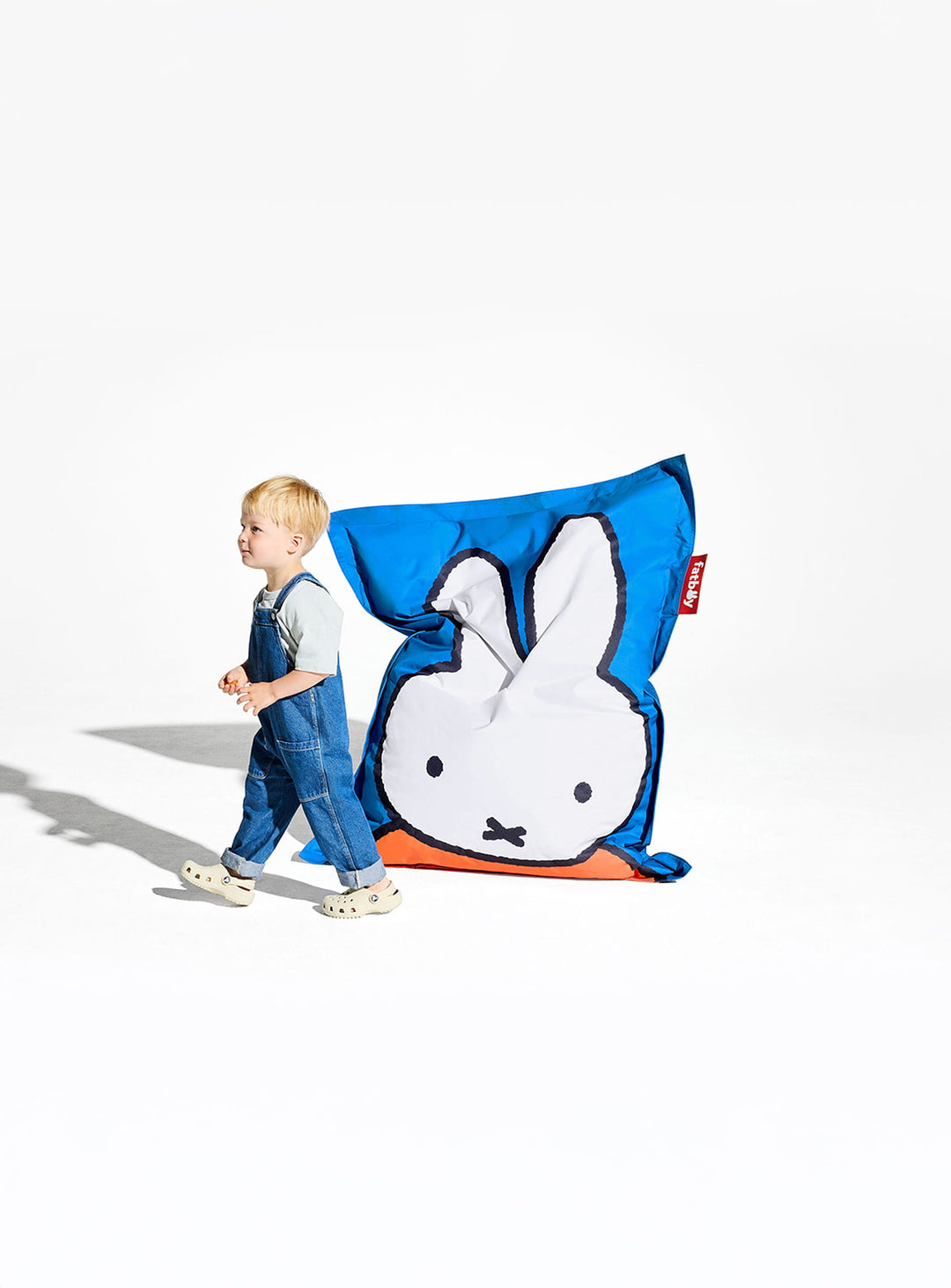 Pouf Junior x Miffy coloré et pratique, parfait pour coin lecture ou détente. boris