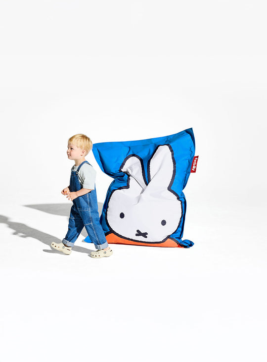 Pouf Junior x Miffy coloré et pratique, parfait pour coin lecture ou détente. boris
