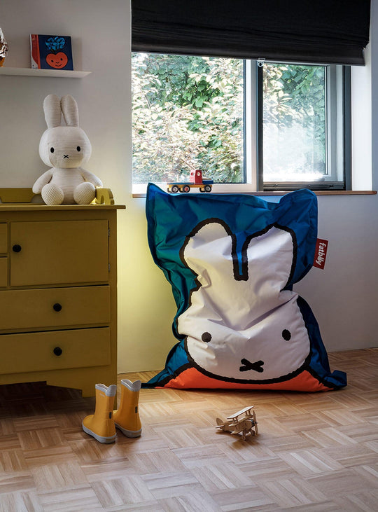 Pouf Junior x Miffy pour enfants, coloré, léger et confortable pour jouer ou se détendre. miffy