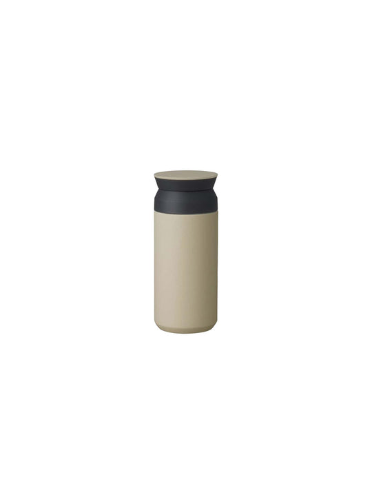 TRAVEL TUMBLER KINTO, bouteille thermique élégante pour déplacements et plein air. beige