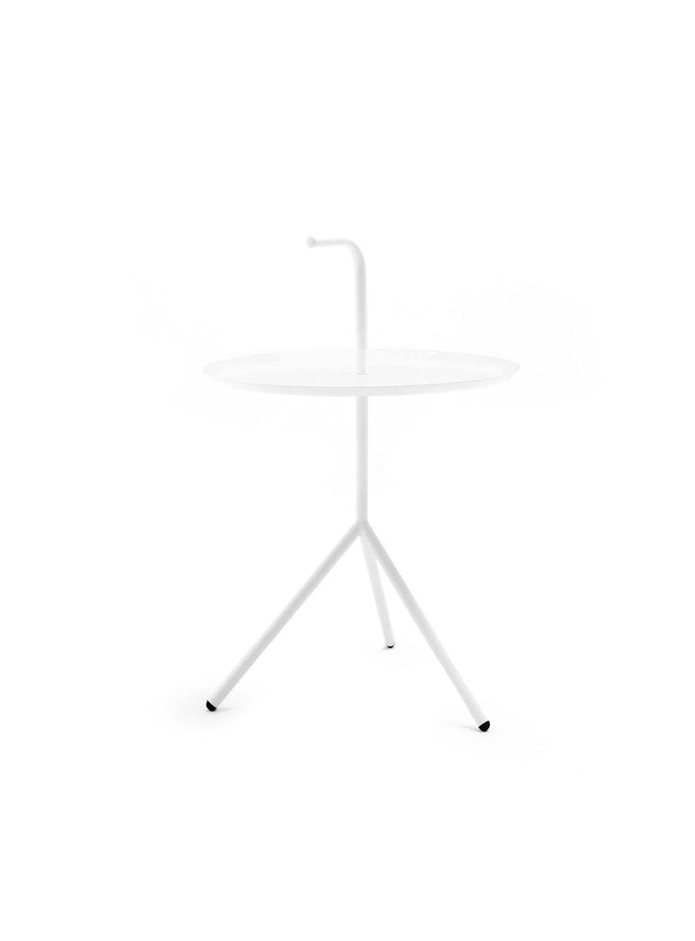 Leave : table d’appoint nomade, stable et élégante en acier. blanc