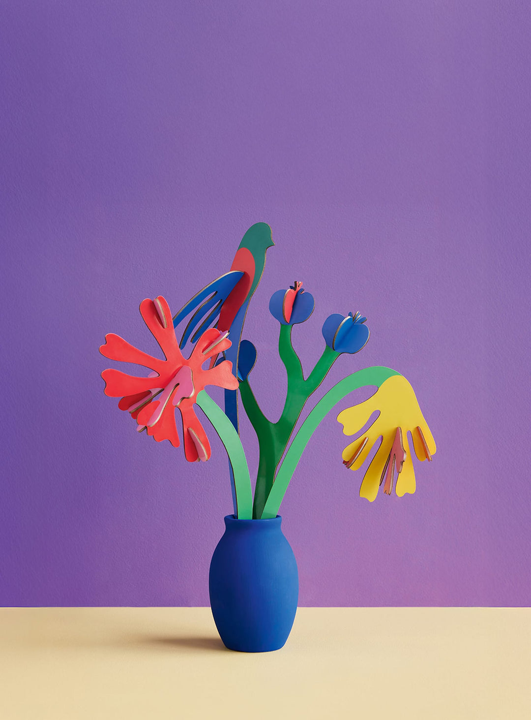Sculpture florale Matisse Paper Bloom de Studio Roof, art et couleur.
