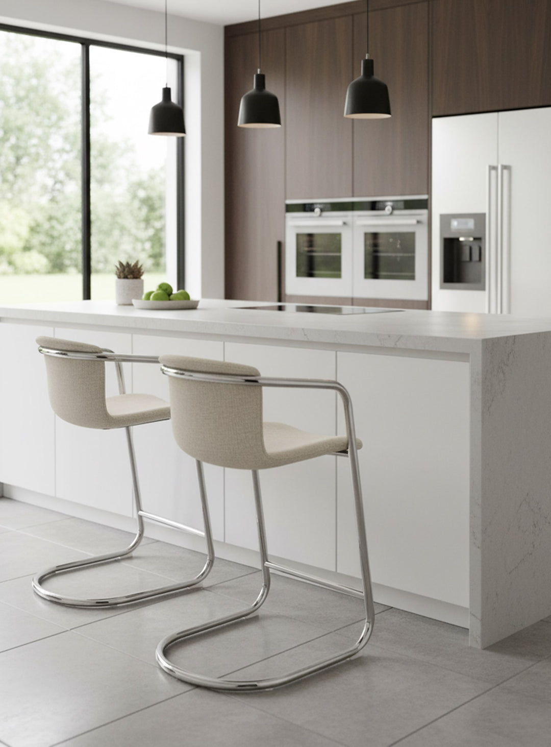 Tabouret Freeman, style industriel moderne et confort absolu.