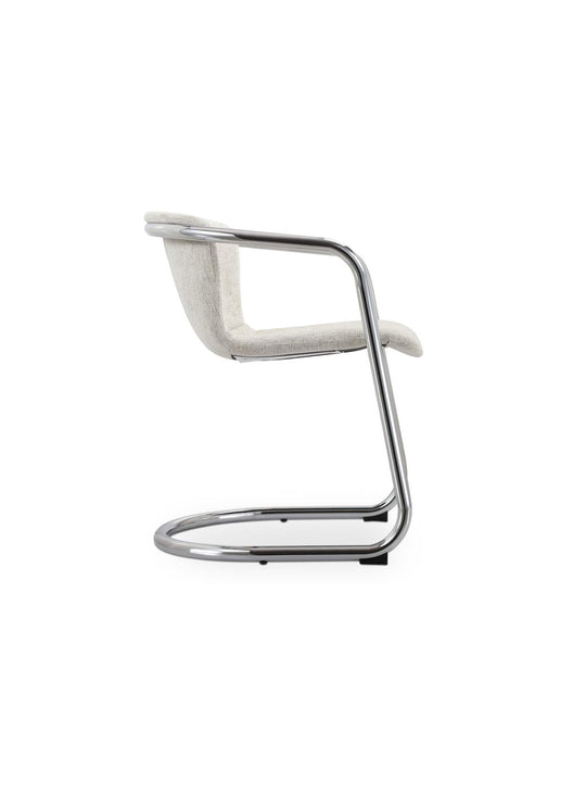 La chaise à dîner Freeman : assise ergonomique et allure contemporaine.