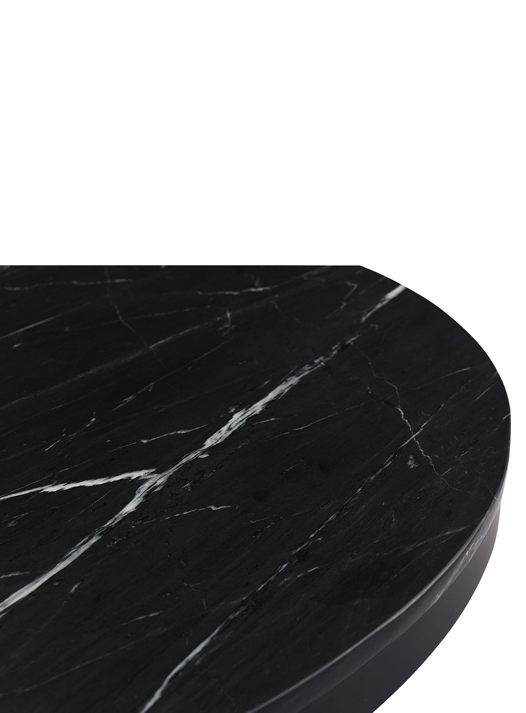 Offrez luxe et raffinement à votre salle à manger avec la table Tower de Moe's Home.