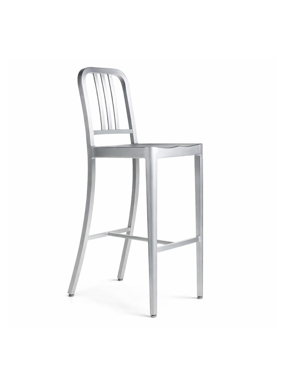 Optez pour le tabouret de bar Navy, un modèle en aluminium robuste et élégant pour sublimer votre espace.