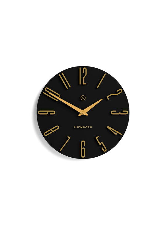 Horloge murale Empire State Newgate : horloge moderne, chiffres 3D et style chic.