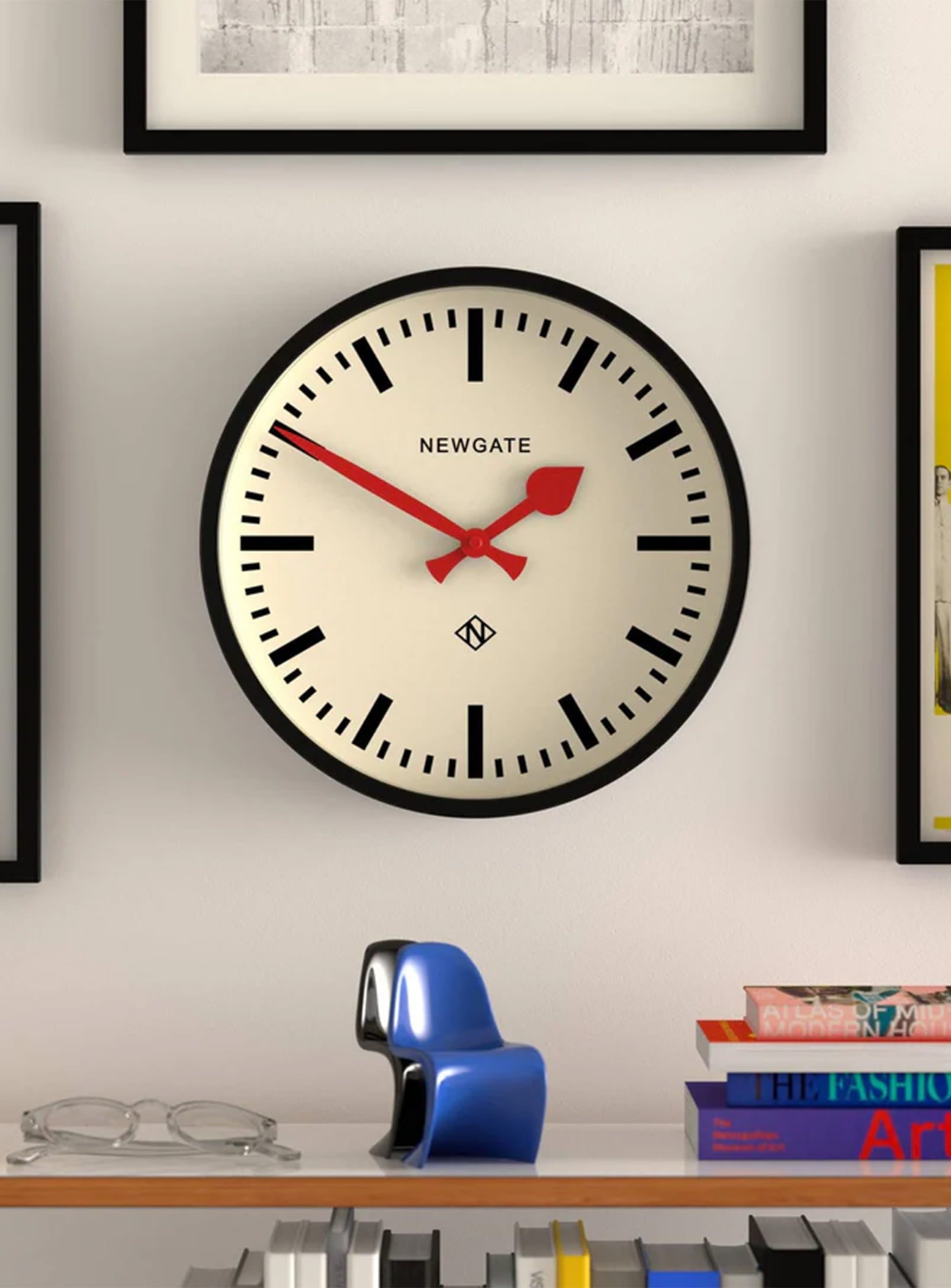 The Luggage, Wall Clocks by Newgate – Nüspace