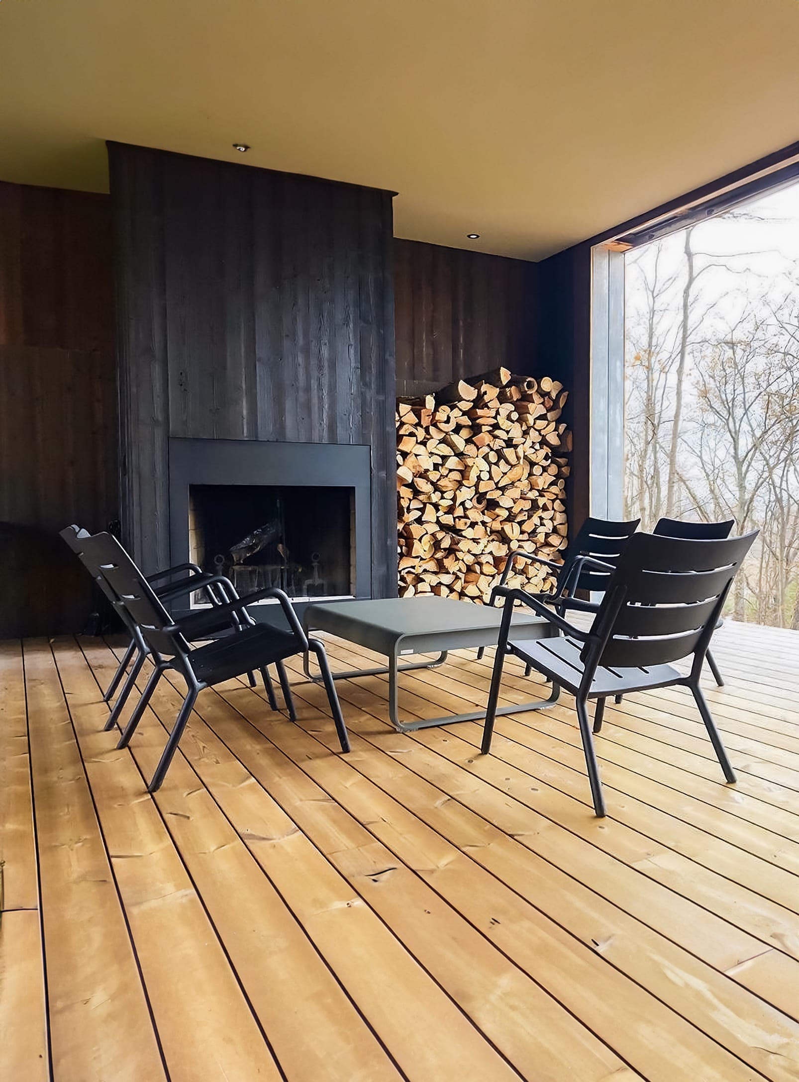 OUTO, indoor and outdoor armchairs by TOOU – Nüspace