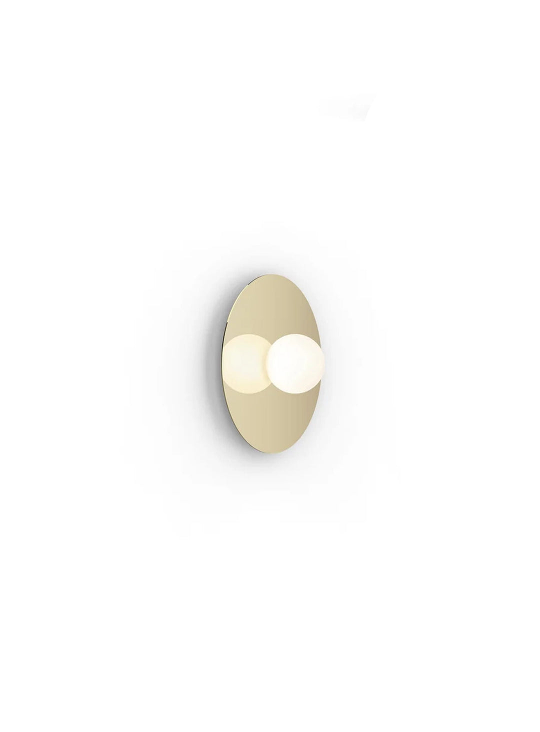 Plafonnier Bola Disc Flush Pablo Designs, un luminaire élégant pour salon, chambre, entrée ou bureau. laiton