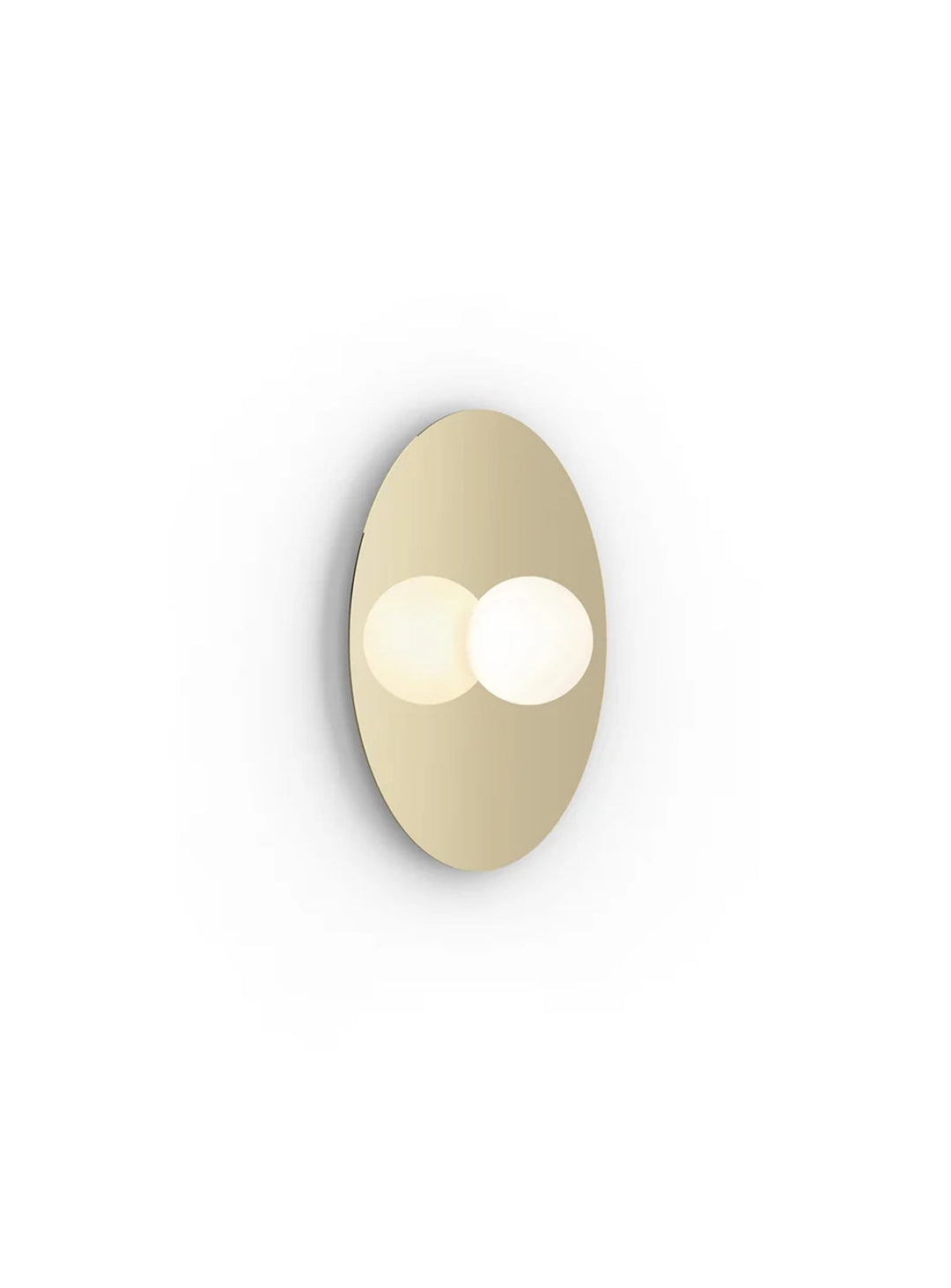 Applique Bola Disc Flush Pablo Designs, une pièce lumineuse au design épuré et à l’intensité réglable. laiton
