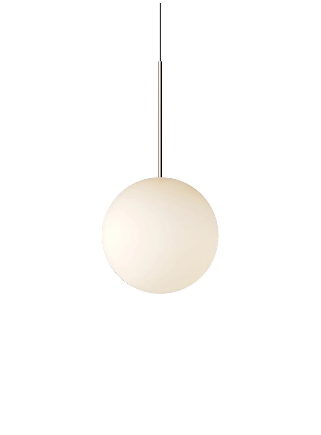 Optez pour la lampe suspendue Bola Sphere de Pablo Designs, un luminaire en verre soufflé au style raffiné. or rose