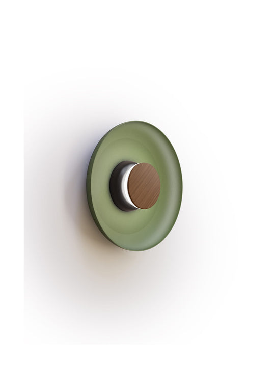 Applique murale Pablo Designs Totem, éclairage LED performant et design sculptural.