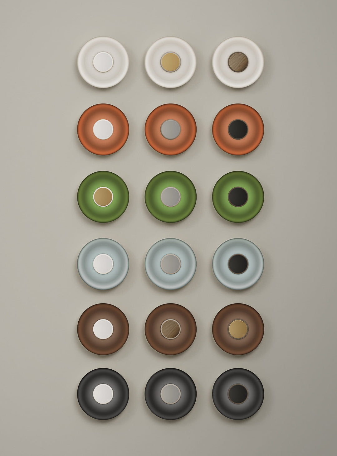 Applique murale Totem Pablo Designs : un luminaire contemporain aux finitions premium.